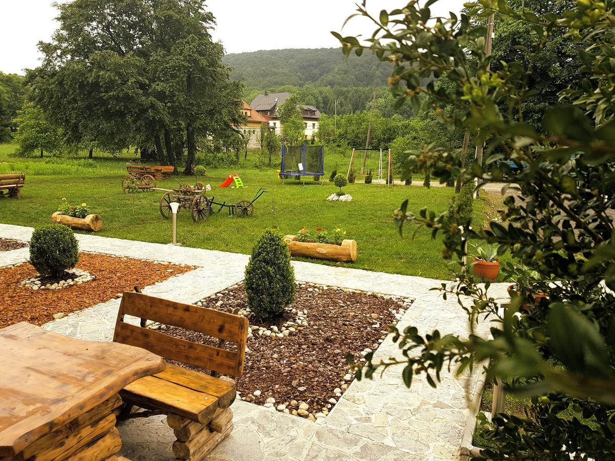 Guesthouse Green Valley Plitvička Jezera Eksteriør billede